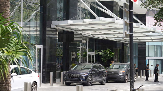 Paramount Miami Worldcenter  photo 4